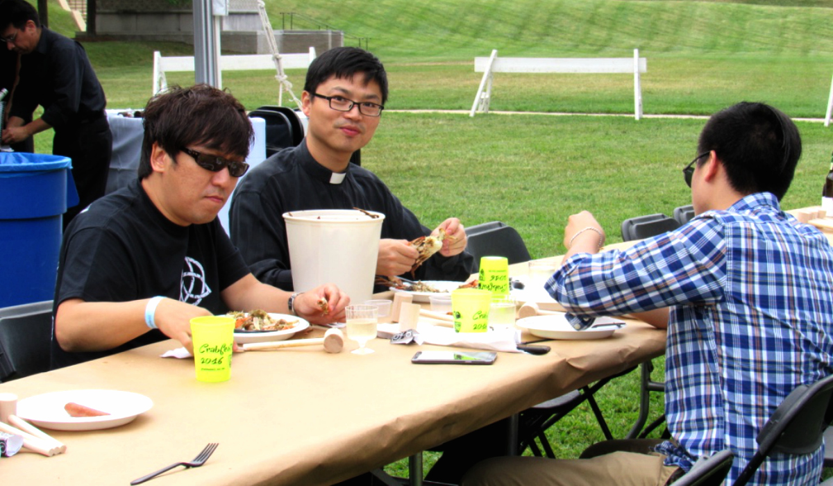 graduate students enjoying food